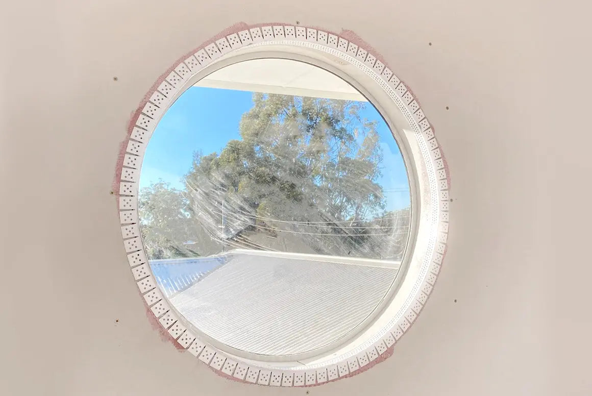 1 1/4" ARCHWAY CORNER BD 10'